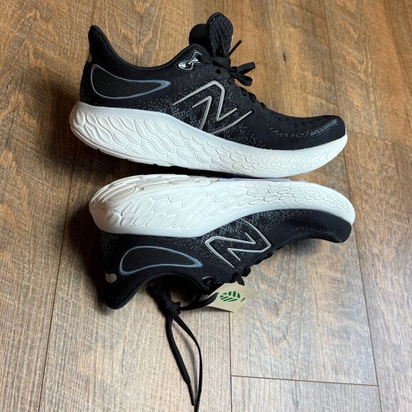 NEW Women's Sz 12 2A New Balance Fresh Foam X 1080v12, Black/White running - Picture 6 of 10